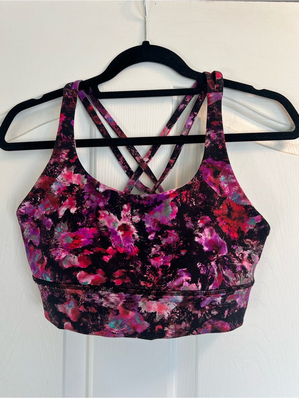 Lululemon Energy Bra Long Line *Medium Support, B–D Cup
Fluoro Floral Multi